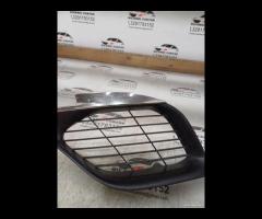 GRIGLIA PARAURTI ANTERIORE DX/MODANATURA CROMO 201