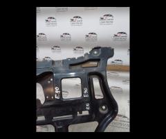 SUPPORTO PARAURTI POSTERIORE LATO SINISTRO 2010 BM