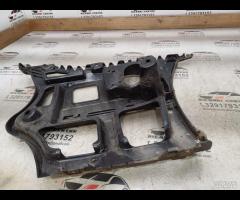 SUPPORTO PARAURTI POSTERIORE LATO SINISTRO 2010 BM - 20