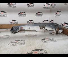 STAFFA SUPPORTO PARAFANGO ANTERIORE DX 2015 MERCED