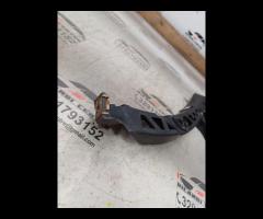 STAFFA SUPPORTO PARAURTI ANTERIORE L/H SINISTRO 20 - 13