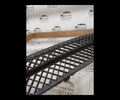 GRIGLIA CENTRALE ANTERIORE INFERIORE BMW 1 E87 LCI - 22