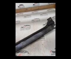 MODANATURA ANTERIORE ESTERNO SX PILASTRO A 2019 RA - 17