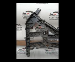 STAFFA SUPPORTO PARAURTI POSTERIORE LH SX 2018 JAG