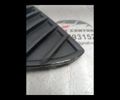 GRIGLIA PARAURTI ANTERIORE INFERIORE SX FORD FOCUS - 10