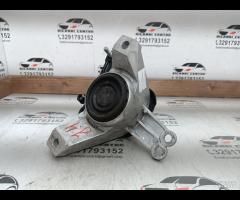 SUPPORTO BLOCCO MOTORE DESTRO 2023 HYUNDAI TUCSON