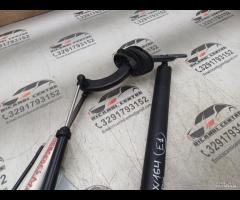 PISTONE PORTELLONE POSTERIORE DX+SUPPORTO 2010 MER