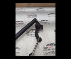 PISTONE PORTELLONE POSTERIORE DX+SUPPORTO 2010 MER - 16