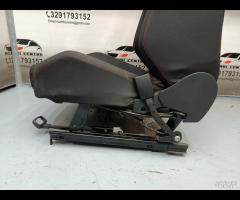 SEDILE ANTERIORE DX IN TESSUTTO VOLKSWAGEN GOLF 7 - 17