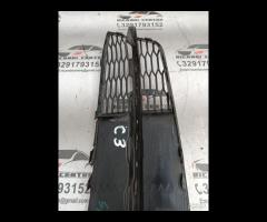 GRIGLIA PARAURTI FENDINEBBIA ANTERIORE DESTRA 2015 - 18