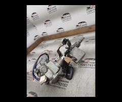 PIANTONE STERZO/BLOCCHETTO ACCENSIONE+CHIAVE 2011 - 18