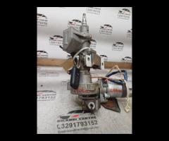 PIANTONE STERZO/BLOCCHETTO ACCENSIONE+CHIAVE 2011 - 23