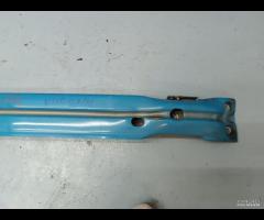 RINFORZO TRAVERSA PARAURTI SUPPORTO ANTERIORE VOLV - 20
