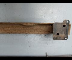 RINFORZO TRAVERSA PARAURTI SUPPORTO POSTERIORE AUD - 15