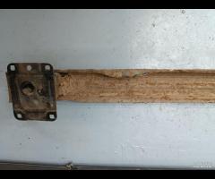 RINFORZO TRAVERSA PARAURTI SUPPORTO POSTERIORE AUD - 17