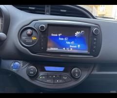 Toyota Yaris 1.5 hybrid - 18