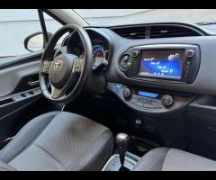 Toyota Yaris 1.5 hybrid - 21