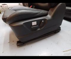 SET SEDILI IN PELLE NERA CUCITURA ROSSA MAZDA CX5 - 7