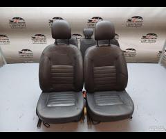 SET SEDILI IN PELLE NERA DACIA SANDERO 2012-2016 H