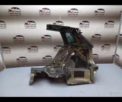 PARAFANGO POSTERIORE \\ LONGHERONE DESTRO SKODA KA - 22