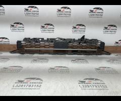 GRIGLIA CENTRALE PARAURTI ANTERIORE INFERIORE AUDI