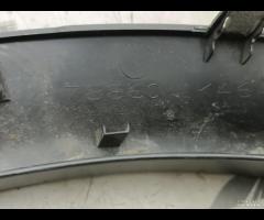 MODANATURA PARAFANGO POSTERIORE DESTRO DX NISSAN J - 24