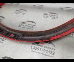 MODANATURA PARAFANGO ANTERIORE PASSARUOTA DESTRA D - 18