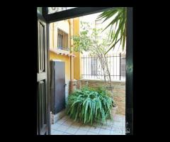 Capaci _6 vani con terrazzo rif.63/25 - 30