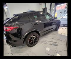 Alfa Romeo Stelvio 2.9 Bi-Turbo V6 510 CV AT8 Quad - 14