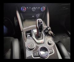 Alfa Romeo Stelvio 2.9 Bi-Turbo V6 510 CV AT8 Quad - 27