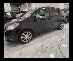 Toyota Yaris 1.4 D-4D DPF 5 porte M-MT Sol - 9