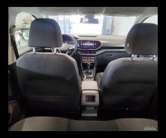 Volkswagen T-Cross 1.6 TDI CAMBIO AUTOMATICO - 27
