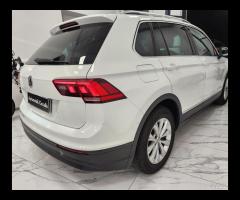 Volkswagen Tiguan 1.6 TDI SCR Business BlueMotion - 10