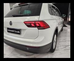 Volkswagen Tiguan 1.6 TDI SCR Business BlueMotion - 12