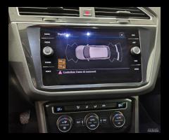 Volkswagen Tiguan 1.6 TDI SCR Business BlueMotion - 24