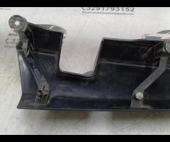 MODANATURA SUPERIORE FARO POSTERIORE SINISTRA SX M - 21