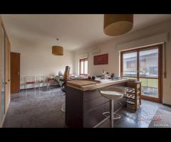 Via P. Castelli, Res Castagna, 280 mq con p.auto - 18