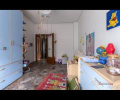 Via P. Castelli, Res Castagna, 280 mq con p.auto - 26