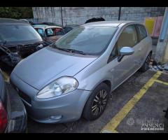 Fiat Grande Punto 3 Porte Demolita - Per Ricambi