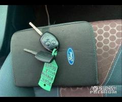 Ford fiesta 1.4 tdi neo patentati - 12