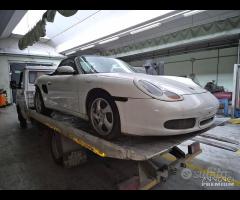 Porsche Boxster 2001 NO MOTORE Demolita - Ricambi