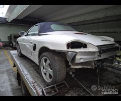 Porsche Boxster 2001 NO MOTORE Demolita - Ricambi