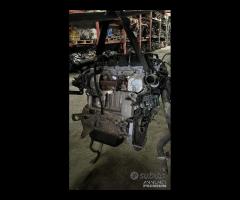 Motore Peugeot citroen YH01