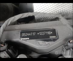Volvo XC60 2.4TD D5244T17 Demolita - Per Ricambi - 8