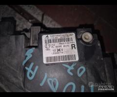 Faro Anteriore Destro Alogeno Per Audi A4 B7 2007