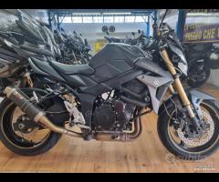 Suzuki gsr 750 - finanziabile