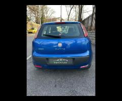 Fiat Punto Evo 1.4 -2011 - sì neop