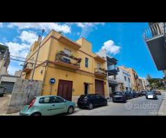 Castelvetrano casa ind. con ampio garage