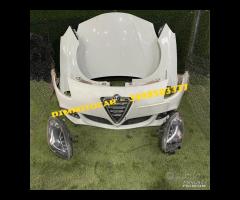 Alfa Romeo Giulietta 2010 Ricambi parte anteriore