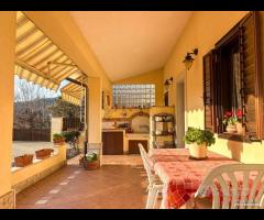 Villa a schiera - con giardino - 9